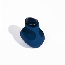 Load image into Gallery viewer, Fin by Dame - Vegan Vibrator - Bold Humans - Beginner vibrator, Couple vibrator, External vibrator, Toy, Vibrator

